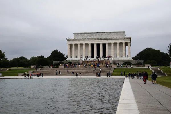 Lincoln Memorial