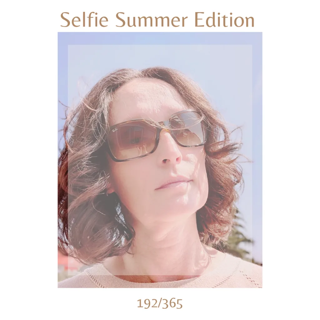 Lexe · Selfie Summer Edition: Ich bin klar Team Winter, Frühling oder Herbst. ❄️🌸🍁