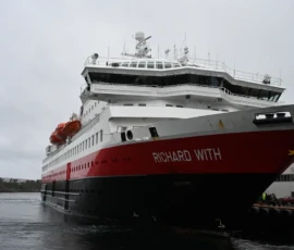 Foto aus „Die E10 im Regen: Von mystischen Momenten, Dauerbaustellen und Fiskekaker-Burgern vom Assistenzsystem“
