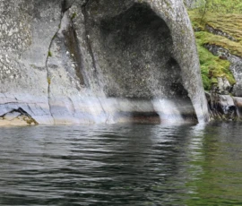Foto aus „50 Shades of Trollfjord-Grey: Orcas im Wellengang und der große Instagram-Fußballfeld-Fail!“