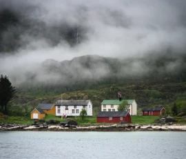 Foto aus „50 Shades of Trollfjord-Grey: Orcas im Wellengang und der große Instagram-Fußballfeld-Fail!“