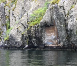 Foto aus „50 Shades of Trollfjord-Grey: Orcas im Wellengang und der große Instagram-Fußballfeld-Fail!“
