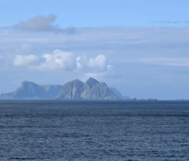 Foto aus „Hey Wickie, Auge in Auge mit dem Drachen und das Panorama-Paradoxon: Sind wir im Liliput-Haus die Aussicht oder haben wir sie?“