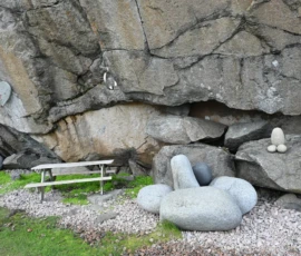 Foto aus „Hey Wickie, Auge in Auge mit dem Drachen und das Panorama-Paradoxon: Sind wir im Liliput-Haus die Aussicht oder haben wir sie?“