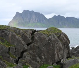 Foto aus „Hey Wickie, Auge in Auge mit dem Drachen und das Panorama-Paradoxon: Sind wir im Liliput-Haus die Aussicht oder haben wir sie?“