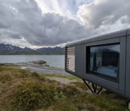 Foto aus „Hey Wickie, Auge in Auge mit dem Drachen und das Panorama-Paradoxon: Sind wir im Liliput-Haus die Aussicht oder haben wir sie?“
