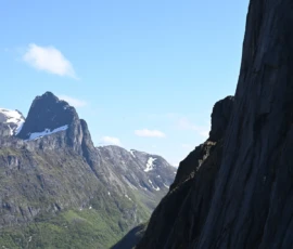 Foto aus „Lizenz zum Schnaufen: Durch Schurkentunnel und über Stock und Stein zum Blick auf den Segla“