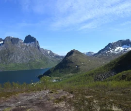 Foto aus „Lizenz zum Schnaufen: Durch Schurkentunnel und über Stock und Stein zum Blick auf den Segla“
