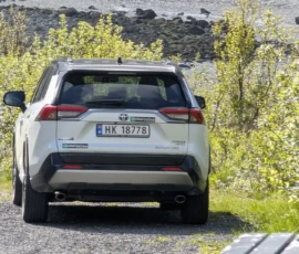 Foto aus „Der Spion, der das Rentier traf: Unser Weg über das Teufelsgebiss ins Bond-Schurkenversteck“