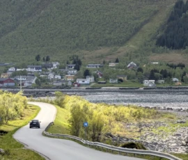 Foto aus „Der Spion, der das Rentier traf: Unser Weg über das Teufelsgebiss ins Bond-Schurkenversteck“