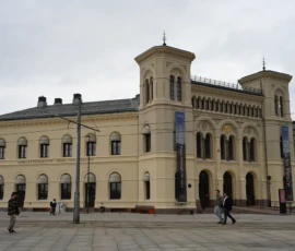 Foto aus „Wie man 100.000 € verliert und trotzdem im exklusivsten Viertel Oslos landet“
