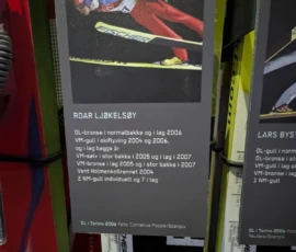 Foto aus „Zwischen Höhenflug am Holmenkollen und Paris-Panik in Oslo: Das Doppelrot- und Klinken-Mysterium“